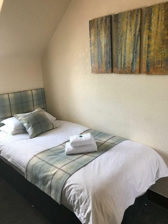 Garfield Guesthouse Dingwall Eksteriør bilde